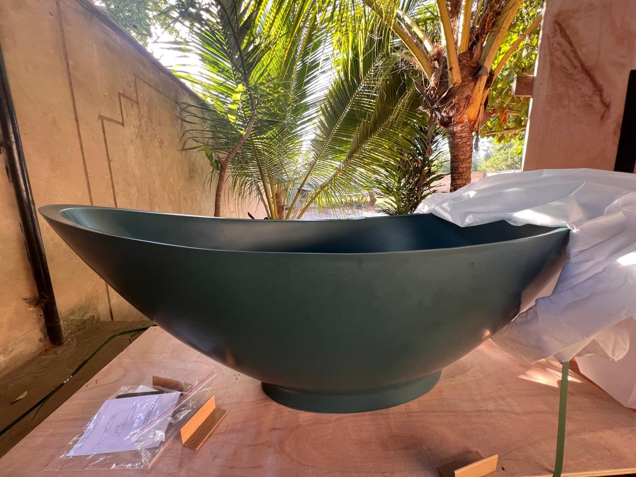 Obsidian Matte Stone Soaking Tub